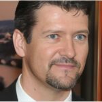 Todd Palin Net Worth – Career, Family, and Alaska Legacy