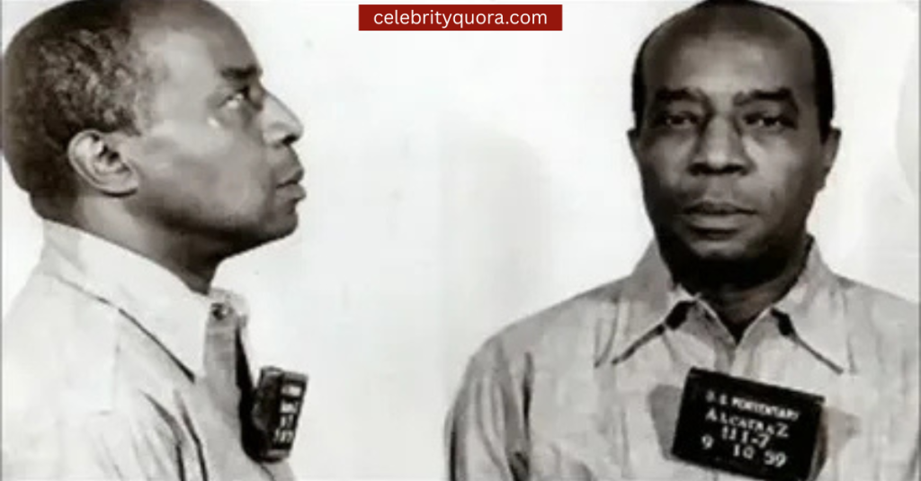 Jamie Siminoff holding a book