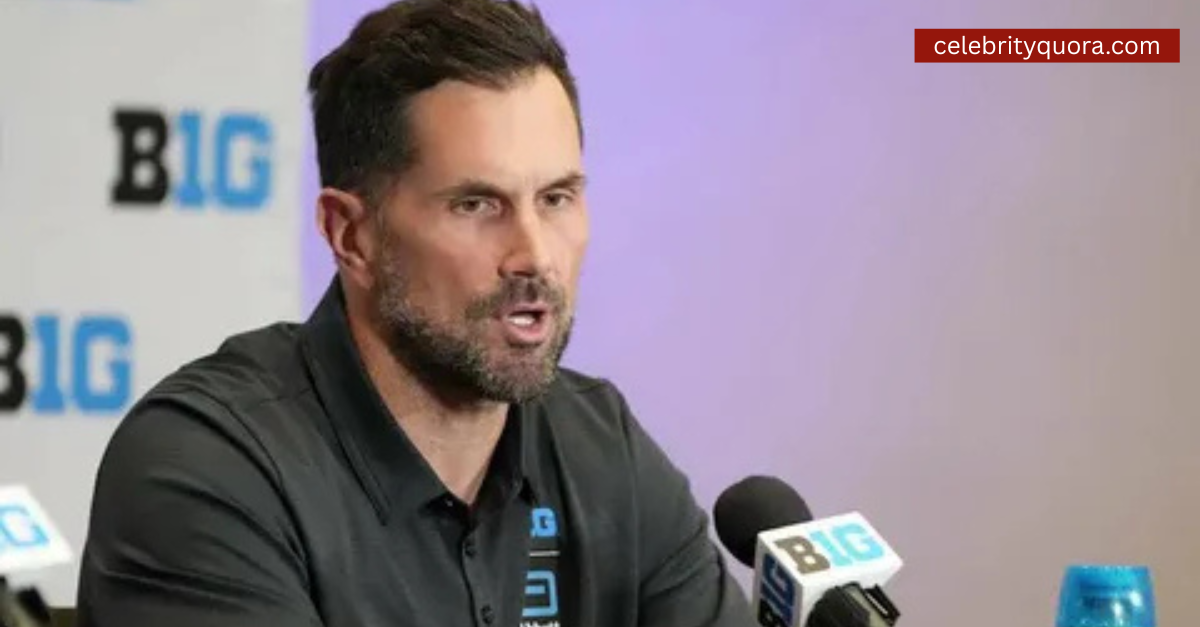 Matt leinart giving speech